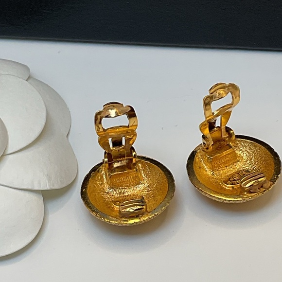 Chanel Textured Button Clip On Earrings - Picture 6 of 7